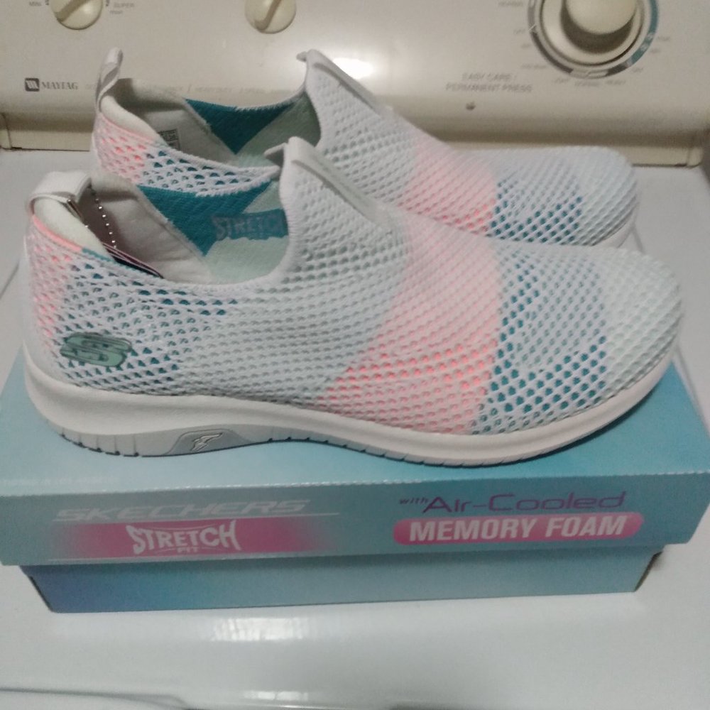 Sneakers - Picture 3 of 3